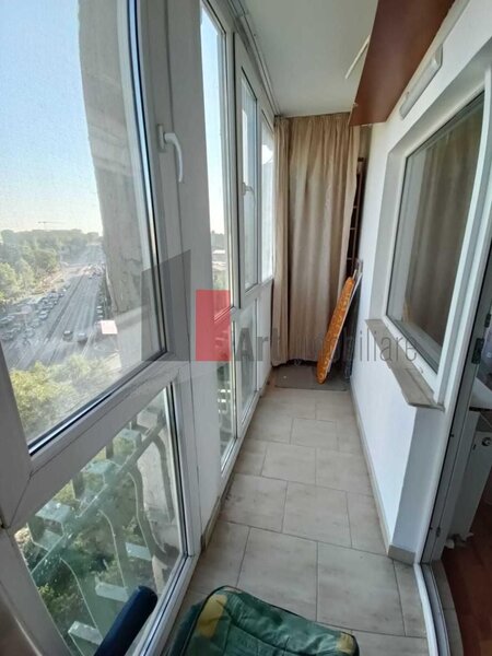 Tineretului, metrou, apartament minunat 3 camere, centrala, zona verde