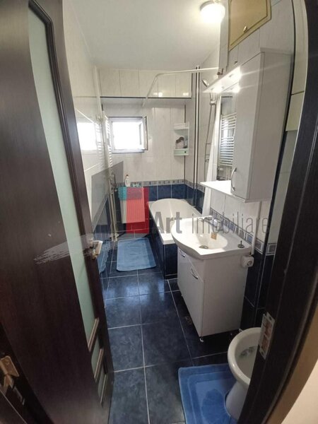 Tineretului, metrou, apartament minunat 3 camere, centrala, zona verde